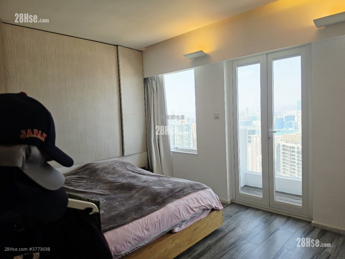 Kingsford Gardens Sell 2 Bedrooms , 3 Bathrooms 1,313 ft²