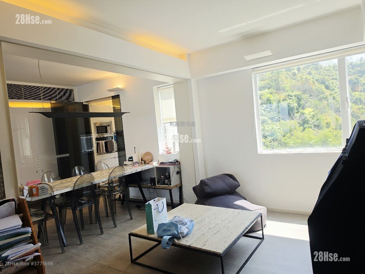 Kingsford Gardens Sell 2 Bedrooms , 3 Bathrooms 1,313 ft²