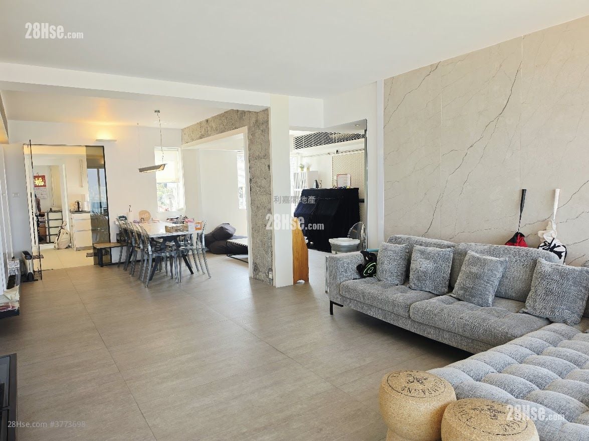 Kingsford Gardens Sell 2 Bedrooms , 3 Bathrooms 1,313 ft²