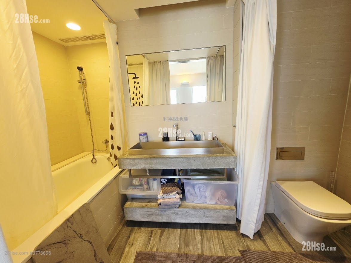 Kingsford Gardens Sell 2 Bedrooms , 3 Bathrooms 1,313 ft²