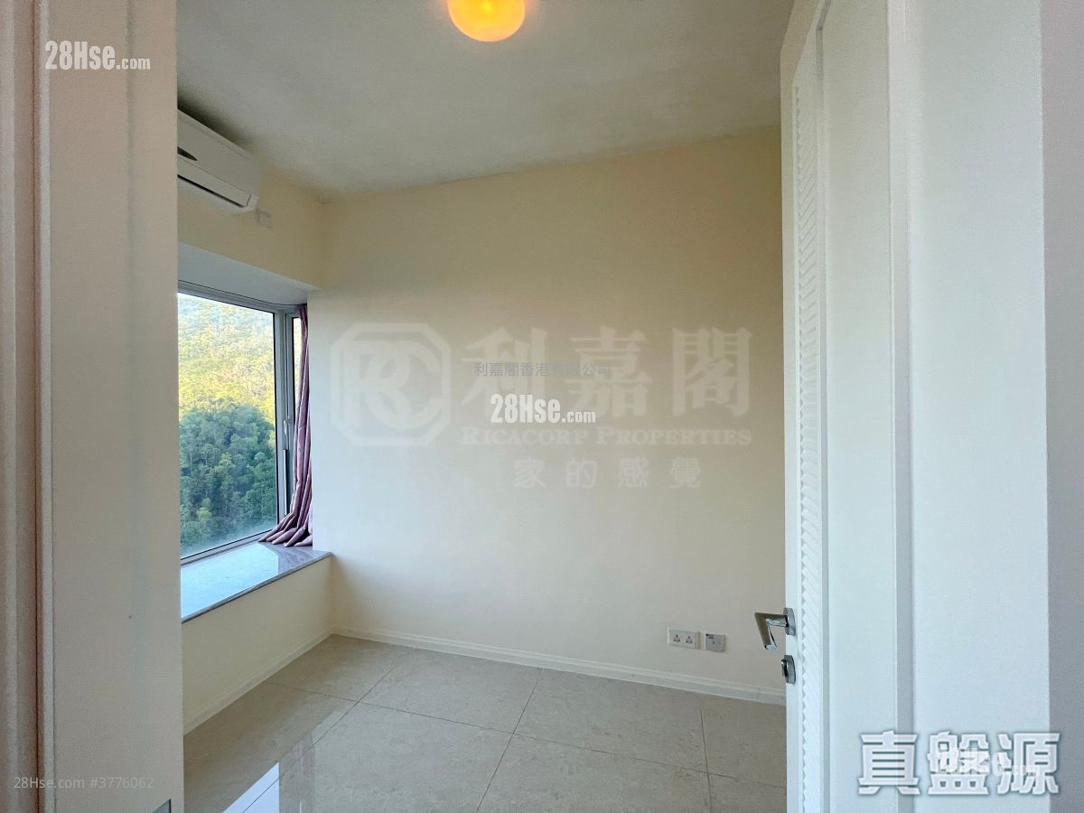 The Beaumount Sell 2 Bedrooms , 1 Bathroom 499 ft²