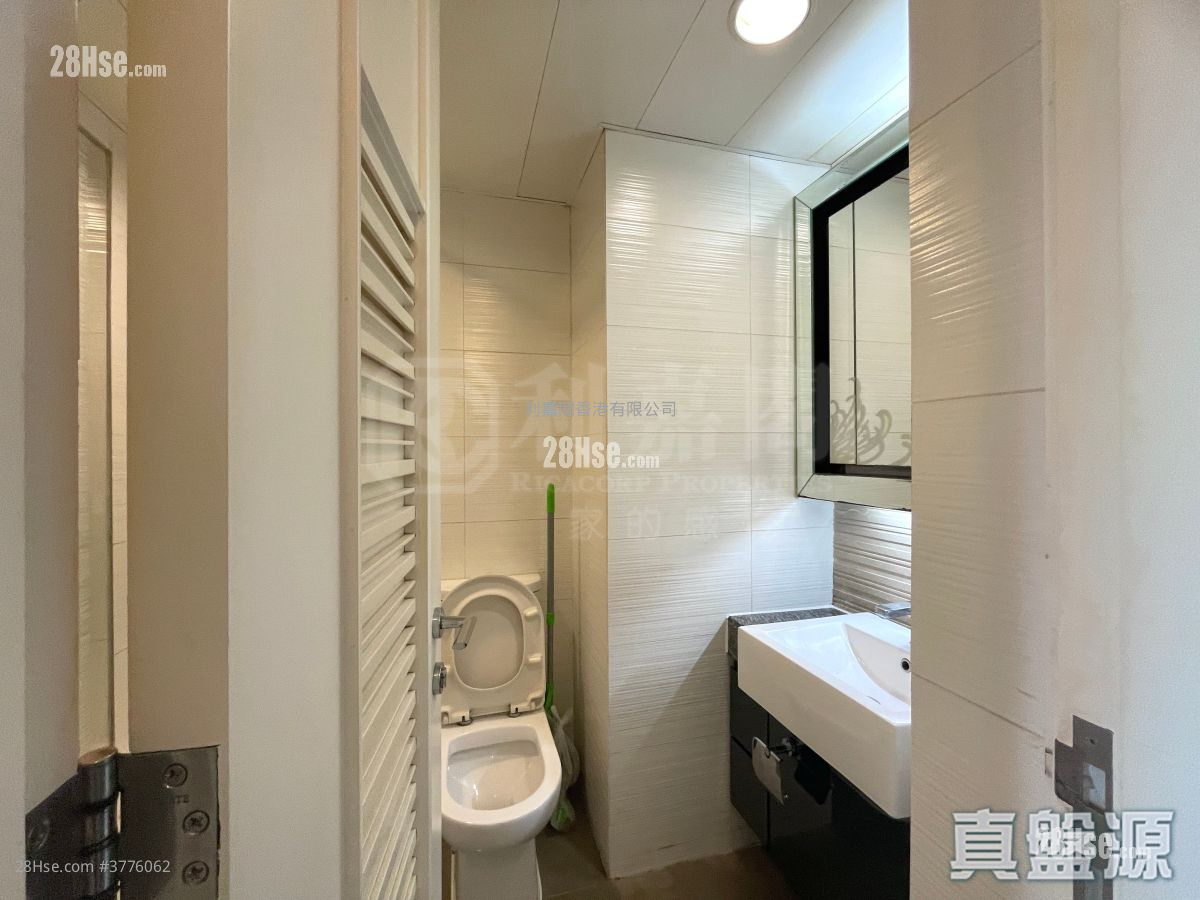 The Beaumount Sell 2 Bedrooms , 1 Bathroom 499 ft²