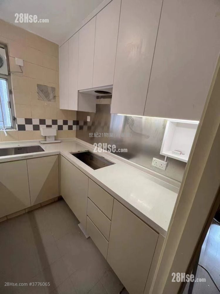 Choi Ming Court Sell 506 ft²