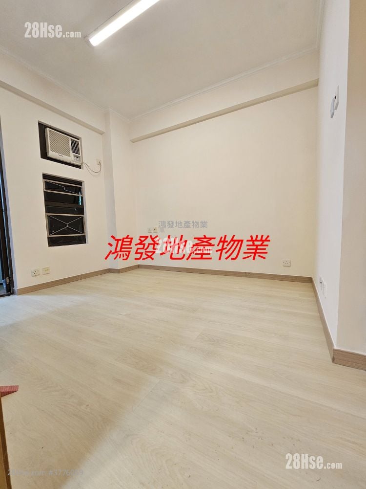 Garden Heights Sell 2 Bedrooms , 1 Bathroom 168 ft²