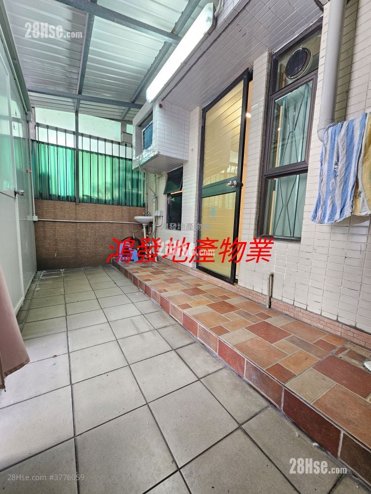 Garden Heights Sell 2 Bedrooms , 1 Bathroom 168 ft²