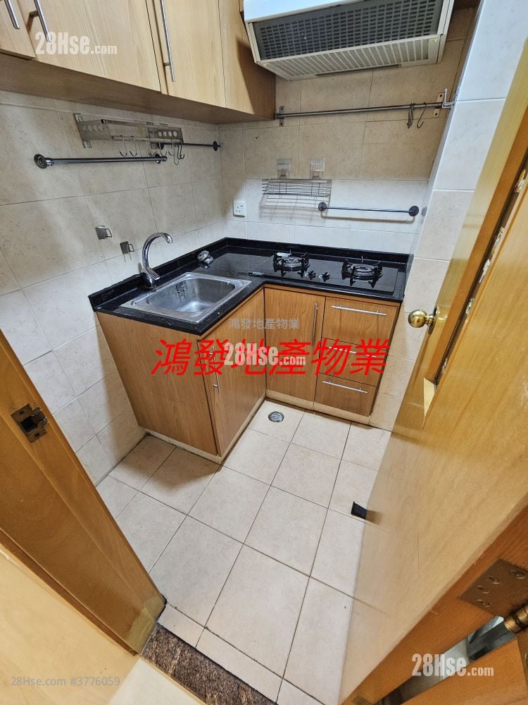 Garden Heights Sell 2 Bedrooms , 1 Bathroom 168 ft²