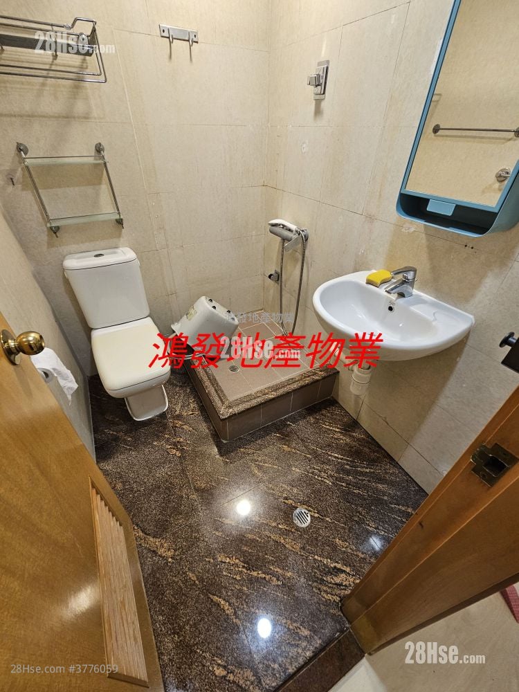 Garden Heights Sell 2 Bedrooms , 1 Bathroom 168 ft²