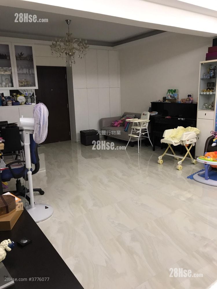 紫兰别墅 售盘 3 房 , 2 浴室 992 平方尺