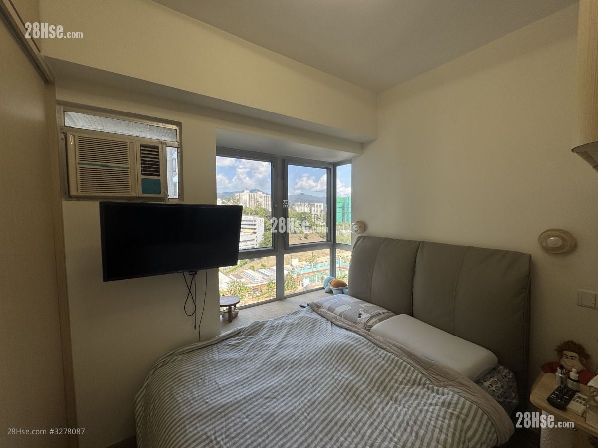 Uptown Plaza Sell 2 Bedrooms , 1 Bathroom 465 ft²