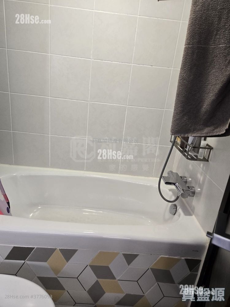 Splendid Place Sell 1 Bedroom , 1 Bathroom 445 ft²