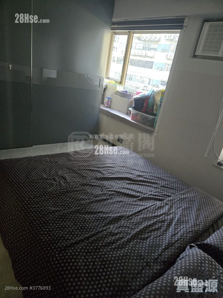 Splendid Place Sell 1 Bedroom , 1 Bathroom 445 ft²