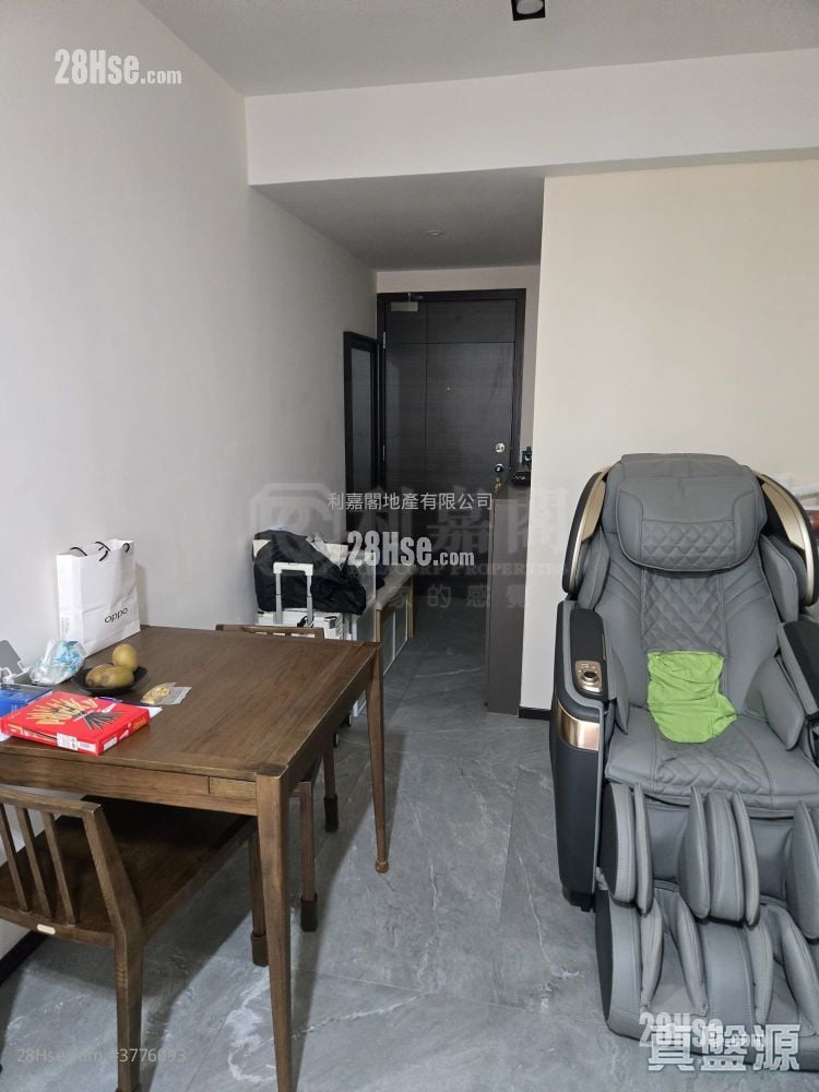 Splendid Place Sell 1 Bedroom , 1 Bathroom 445 ft²