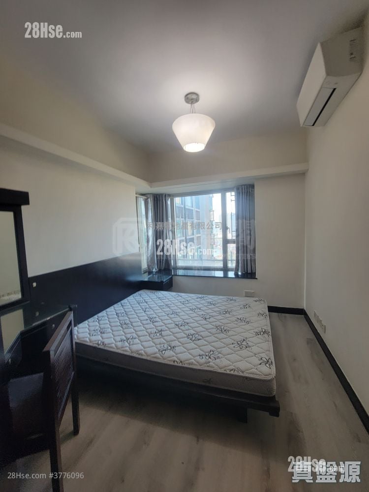 Sorrento Sell 3 Bedrooms , 2 Bathrooms 849 ft²