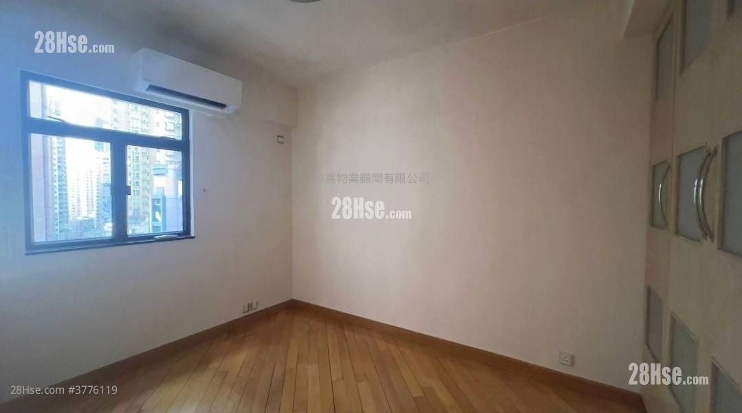 Hawthorn Garden Sell 3 Bedrooms , 2 Bathrooms 832 ft²