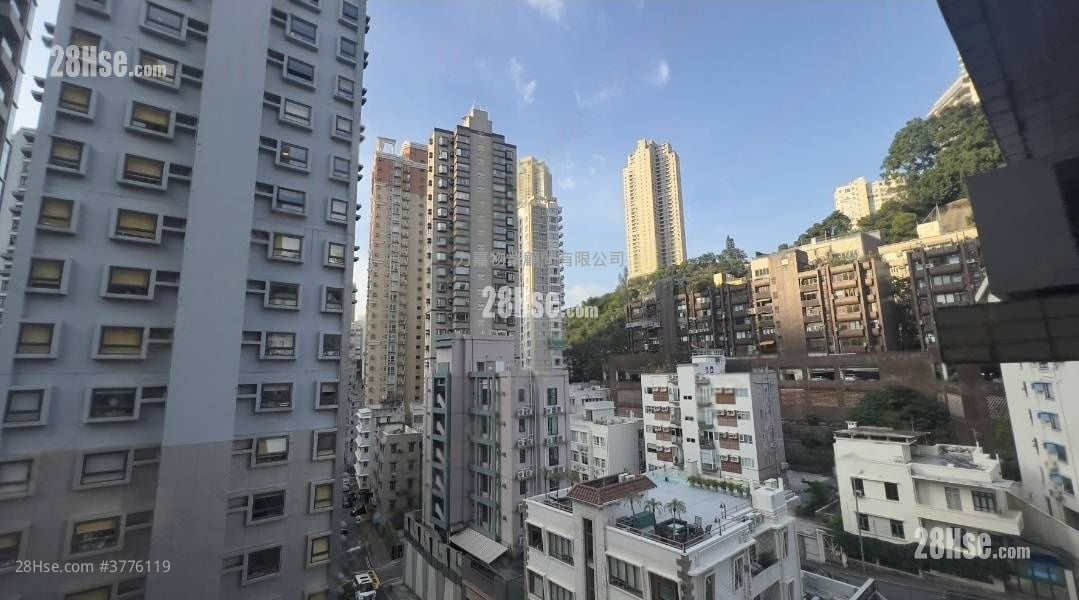 Hawthorn Garden Sell 3 Bedrooms , 2 Bathrooms 832 ft²