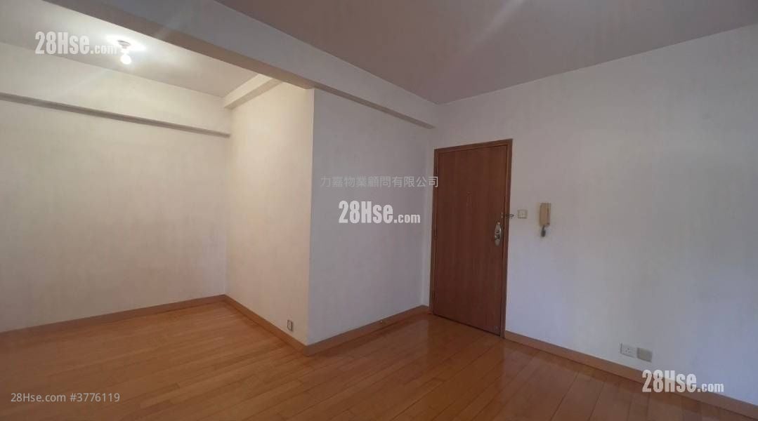 Hawthorn Garden Sell 3 Bedrooms , 2 Bathrooms 832 ft²