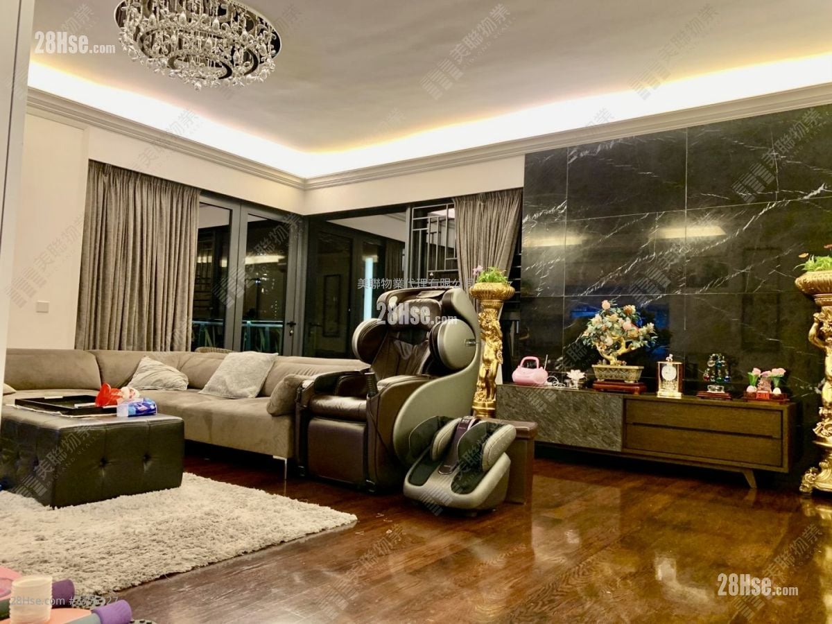 Dunbar Place Sell 4 Bedrooms 1,829 ft²