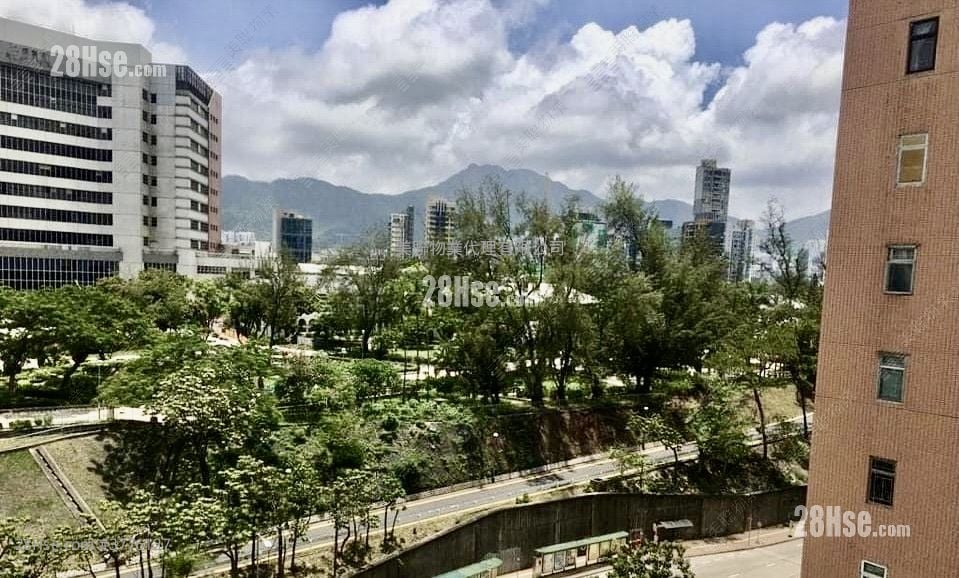 Dunbar Place Sell 4 Bedrooms 1,829 ft²