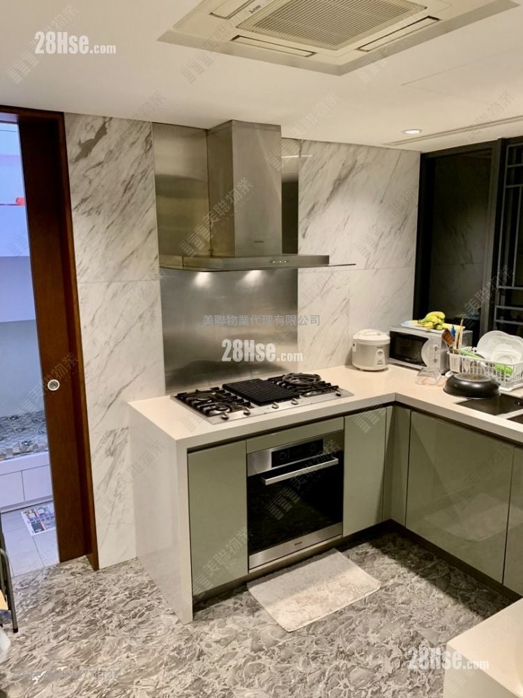 Dunbar Place Sell 4 Bedrooms 1,829 ft²