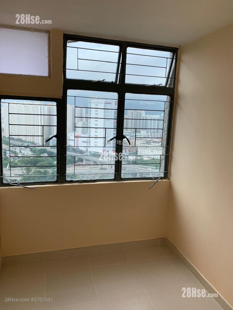 Kwong Yuen Estate Sell 1 Bedroom , 1 Bathroom 264 ft²