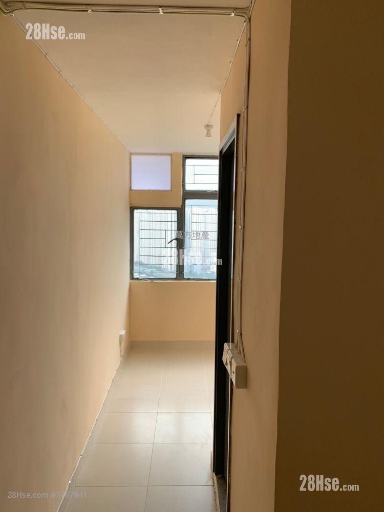 Kwong Yuen Estate Sell 1 Bedroom , 1 Bathroom 264 ft²