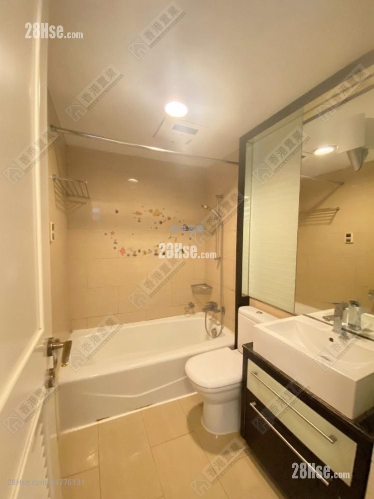 Banyan Garden Sell 2 Bedrooms , 1 Bathroom 473 ft²