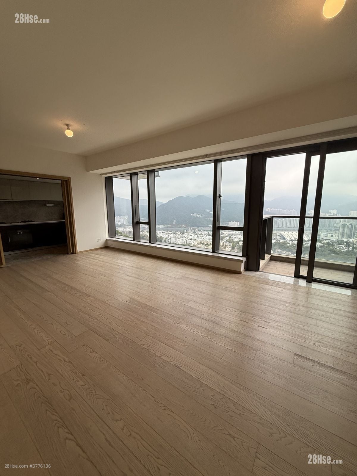 尚珩 售盘 3 房 1,554 平方尺