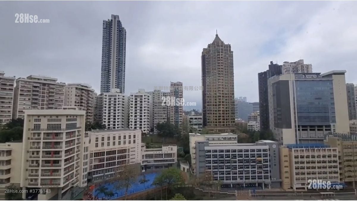 丽晶楼 售盘 3 房 , 2 浴室 712 平方尺