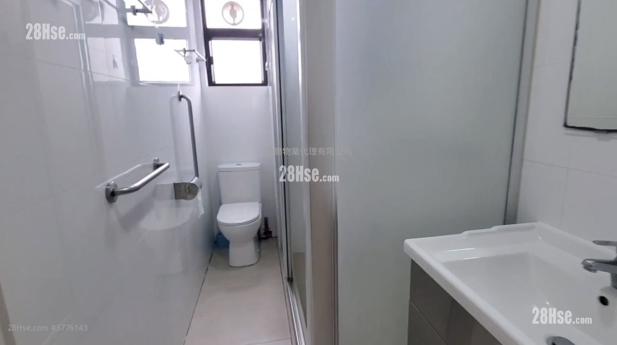 丽晶楼 售盘 3 房 , 2 浴室 712 平方尺