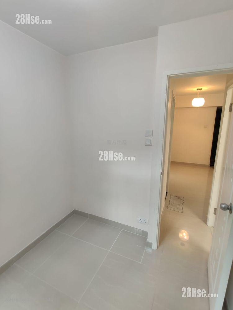 广林苑 售盘 2 房 , 1 浴室 441 平方尺