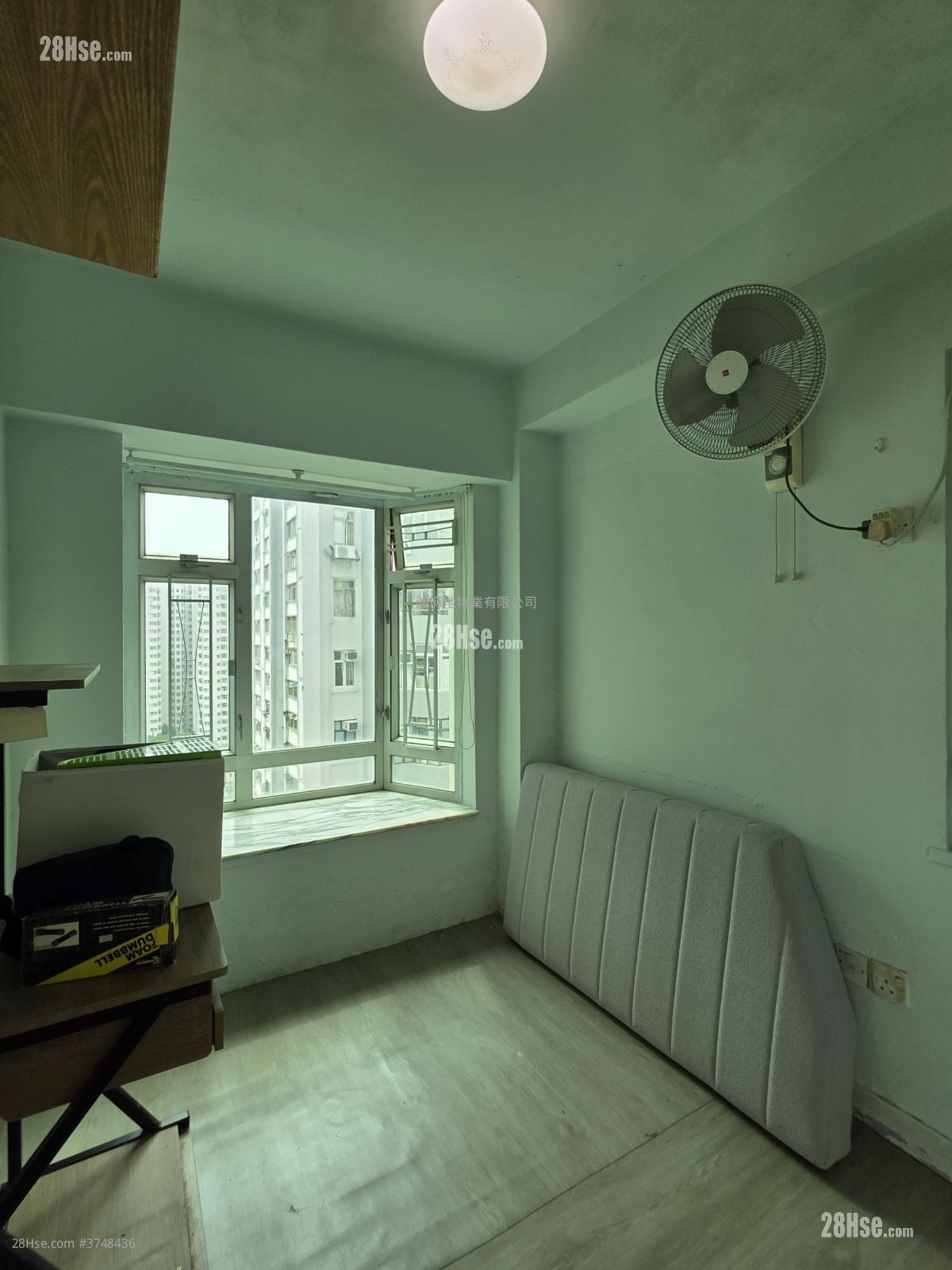 Shun On Building Sell 2 Bedrooms , 1 Bathroom 321 ft²