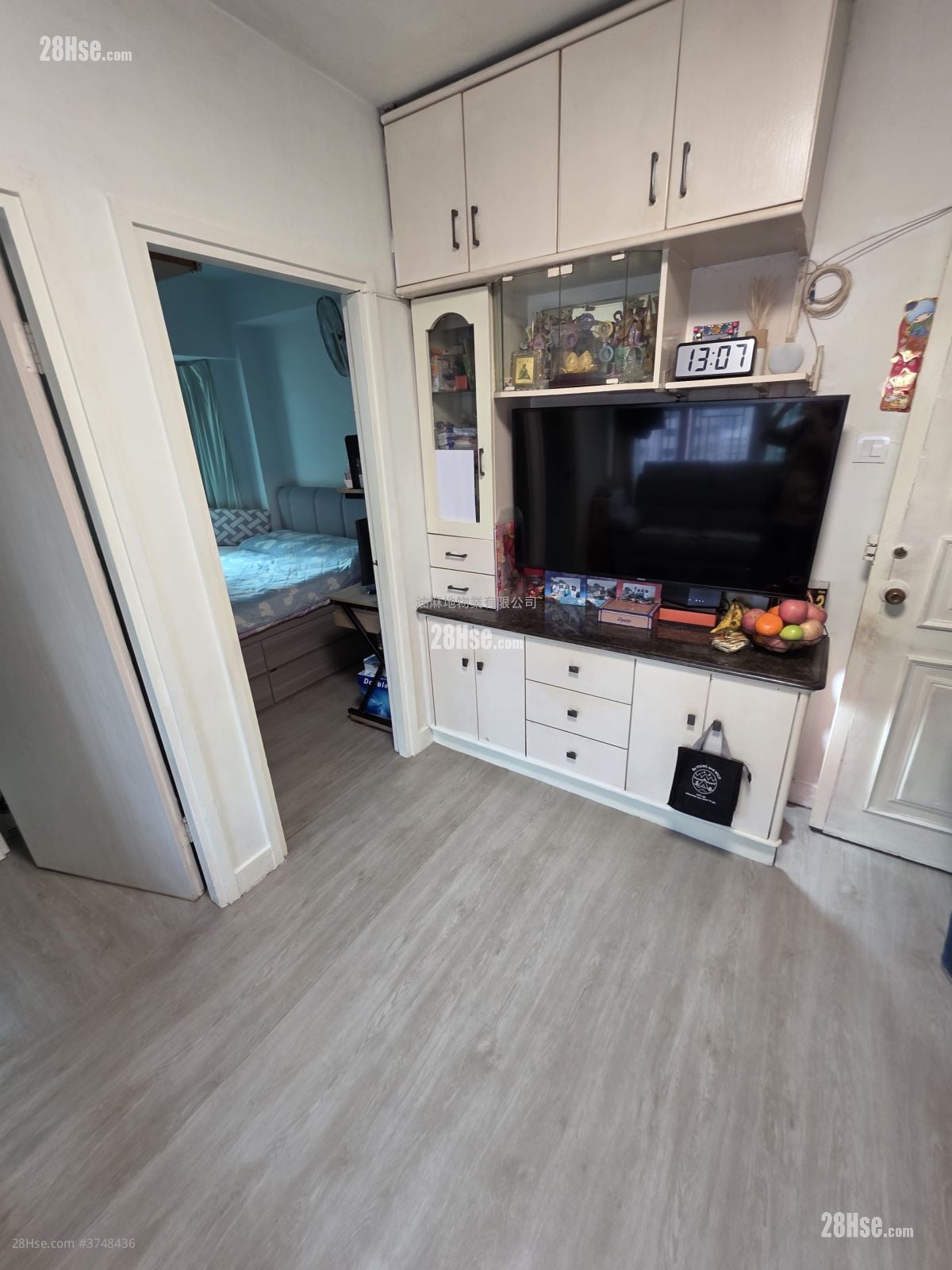 Shun On Building Sell 2 Bedrooms , 1 Bathroom 321 ft²