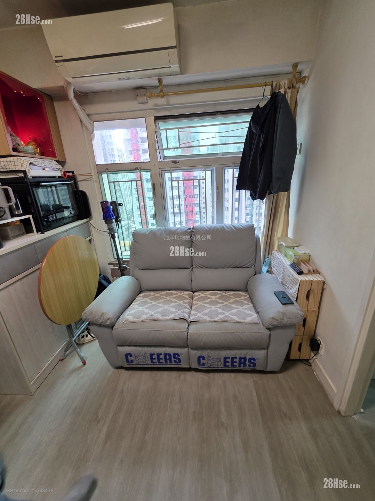 Shun On Building Sell 2 Bedrooms , 1 Bathroom 321 ft²