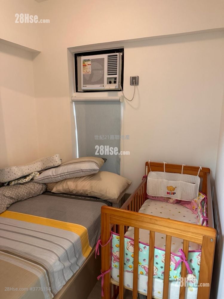 Shun Fung Court Sell 2 Bedrooms , 1 Bathroom 288 ft²