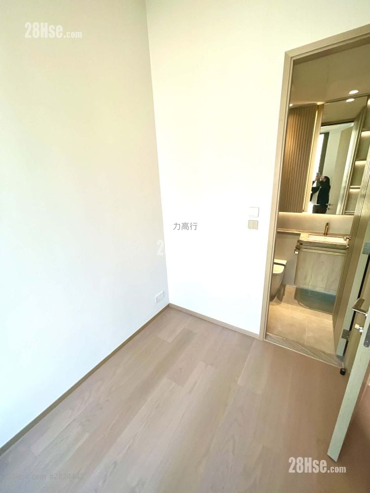 101 Kings Road 租盤 1 房 , 1 浴室 310 平方呎