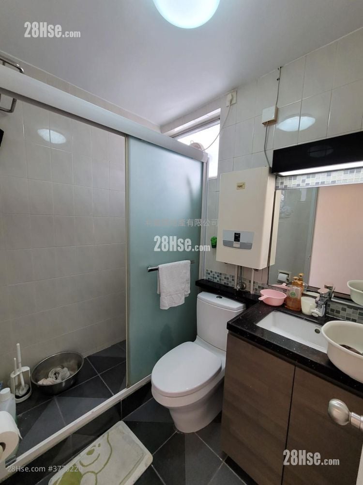 Taikoo Shing Sell 3 Bedrooms , 1 Bathroom 689 ft²