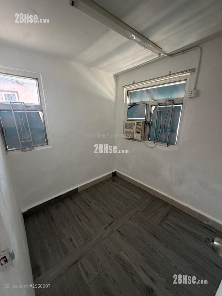 泰华大厦 租盘 2 房 , 1 浴室 272 平方尺