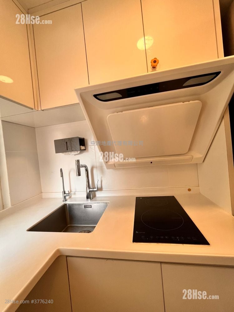 Tai Po Centre Sell 2 Bedrooms 313 ft²