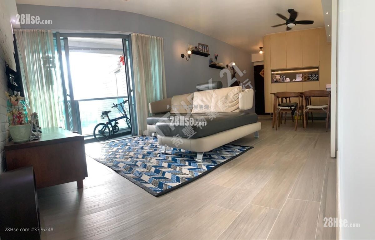 La Costa Sell 3 Bedrooms , 2 Bathrooms 811 ft²