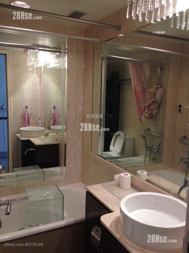 领都 售盘 3 房 , 2 浴室 714 平方尺