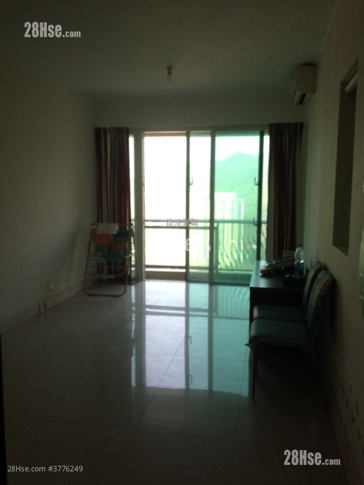 领都 售盘 3 房 , 2 浴室 714 平方尺