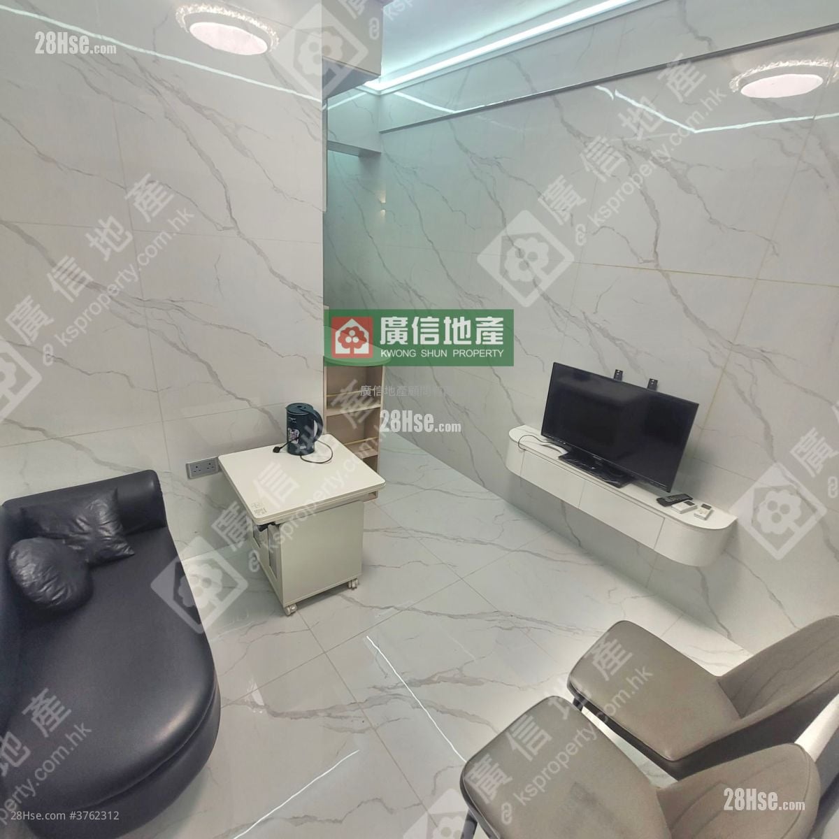 长兴大厦 售盘 3 房 , 1 浴室 256 平方尺