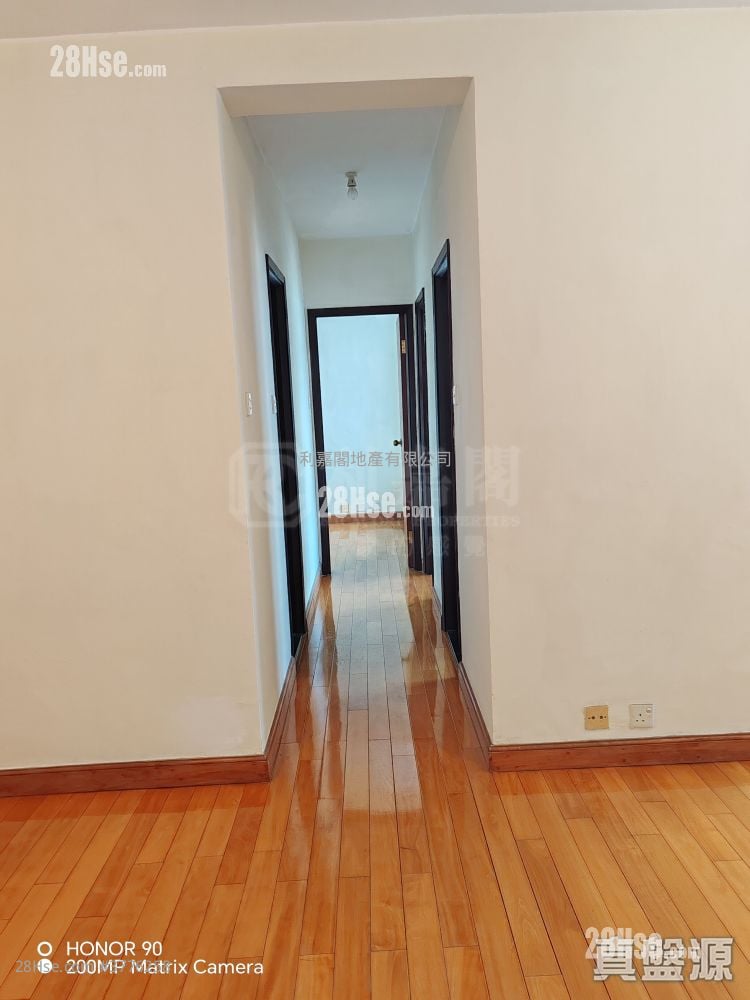 Discovery Park Sell 2 Bedrooms , 1 Bathroom 493 ft²