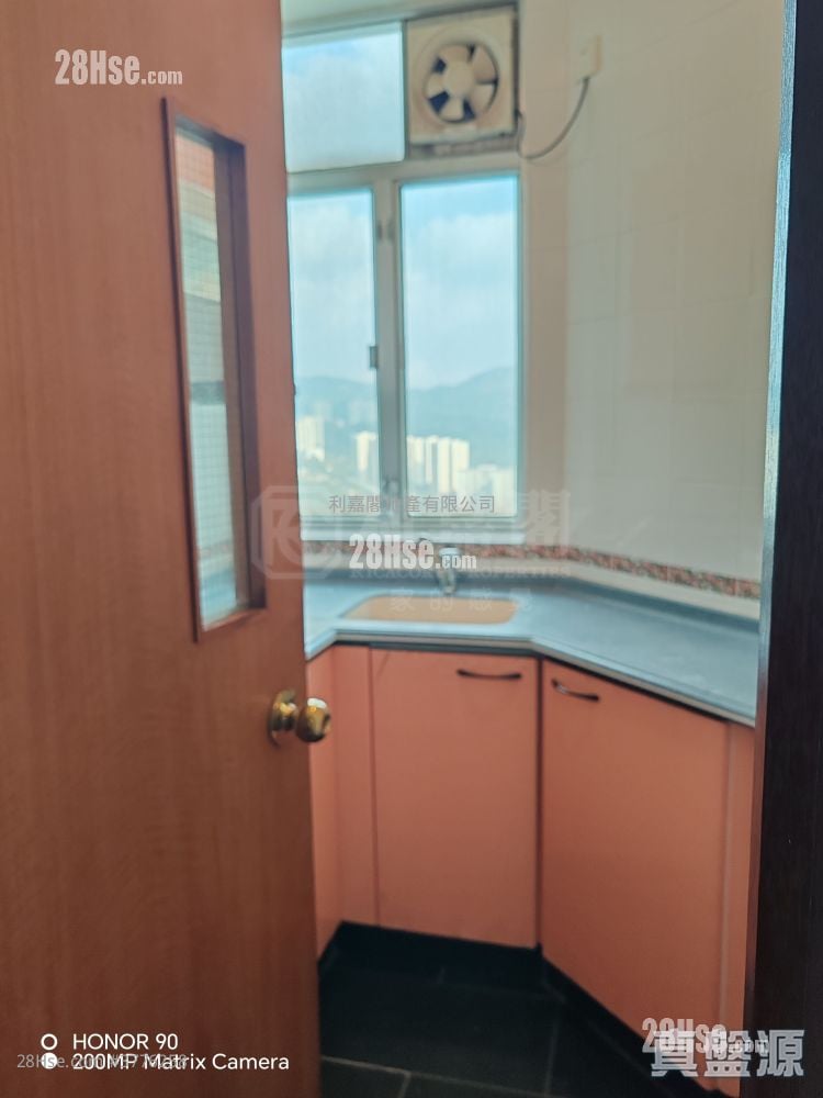 Discovery Park Sell 2 Bedrooms , 1 Bathroom 493 ft²