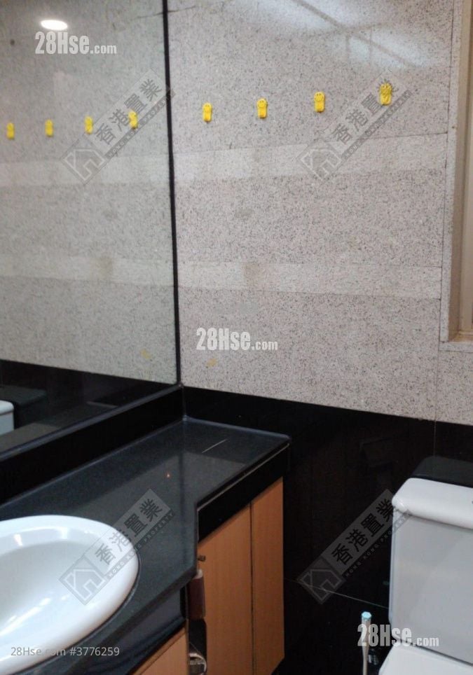 新都城 售盘 3 房 , 2 浴室 526 平方尺