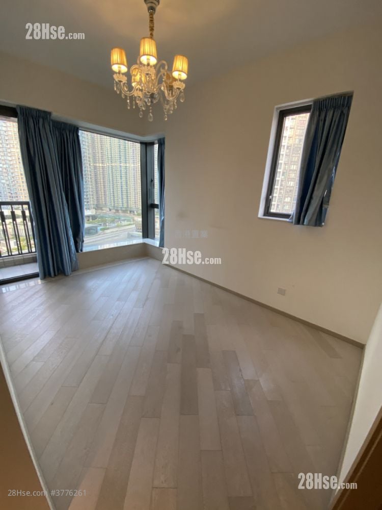 天晋 售盘 3 房 , 2 浴室 848 平方尺