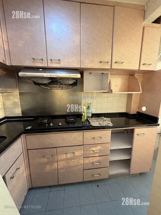 华贵邨 售盘 2 房 385 平方尺