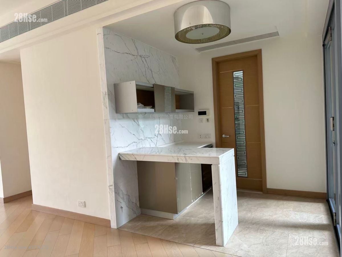 南湾 售盘 3 房 1,186 平方尺