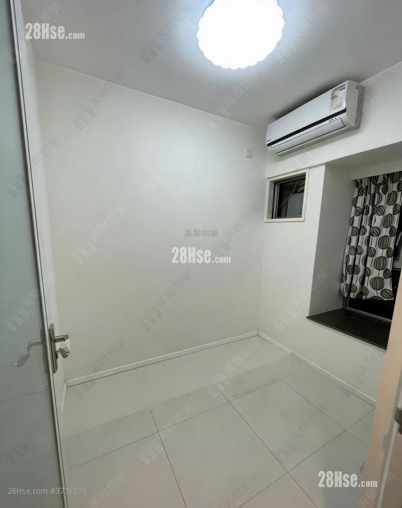 Park Central Sell 2 Bedrooms 436 ft²