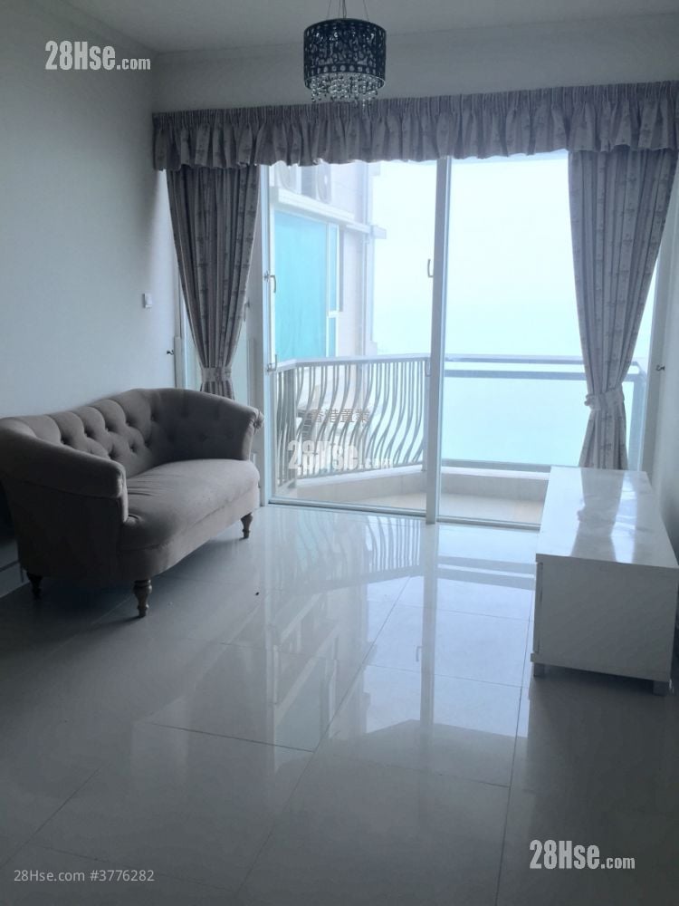 Le Prestige Sell 3 Bedrooms , 2 Bathrooms 717 ft²